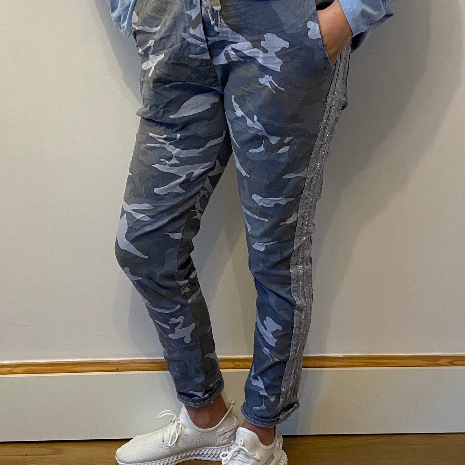 Jeans & Trousers