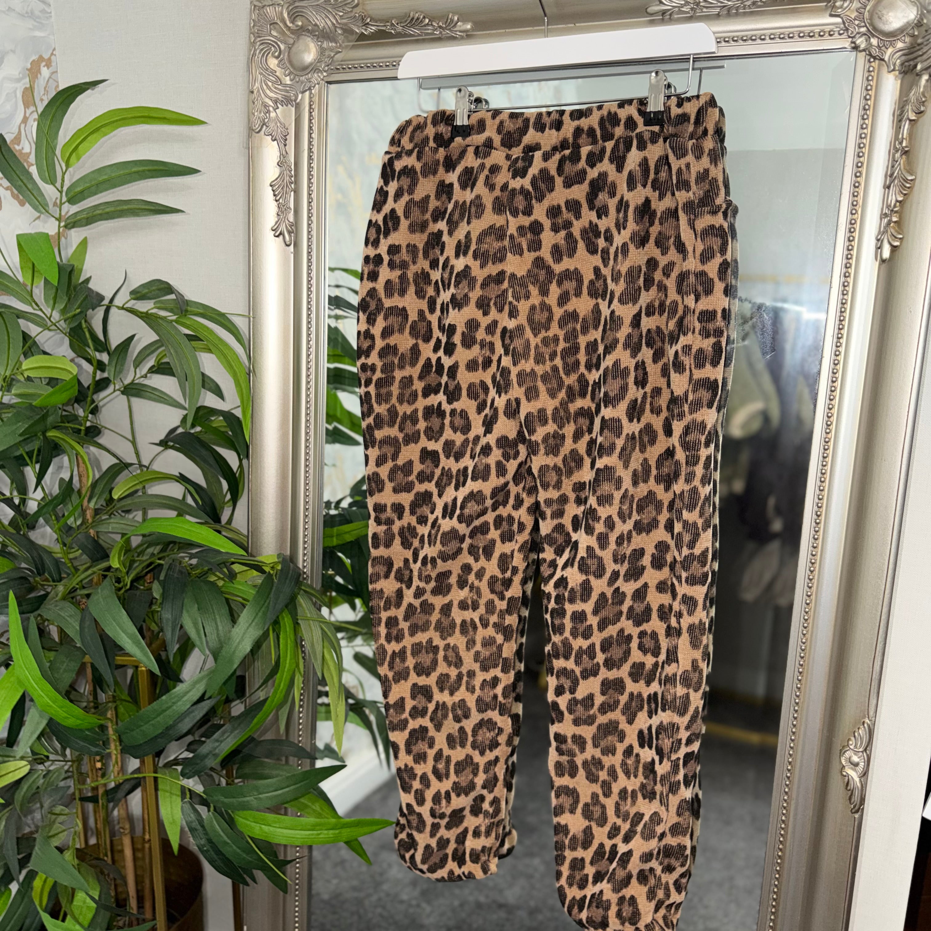 Animal print casual trousers