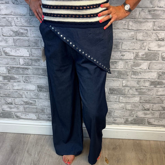 Indigo jeans with detachable studded scarf