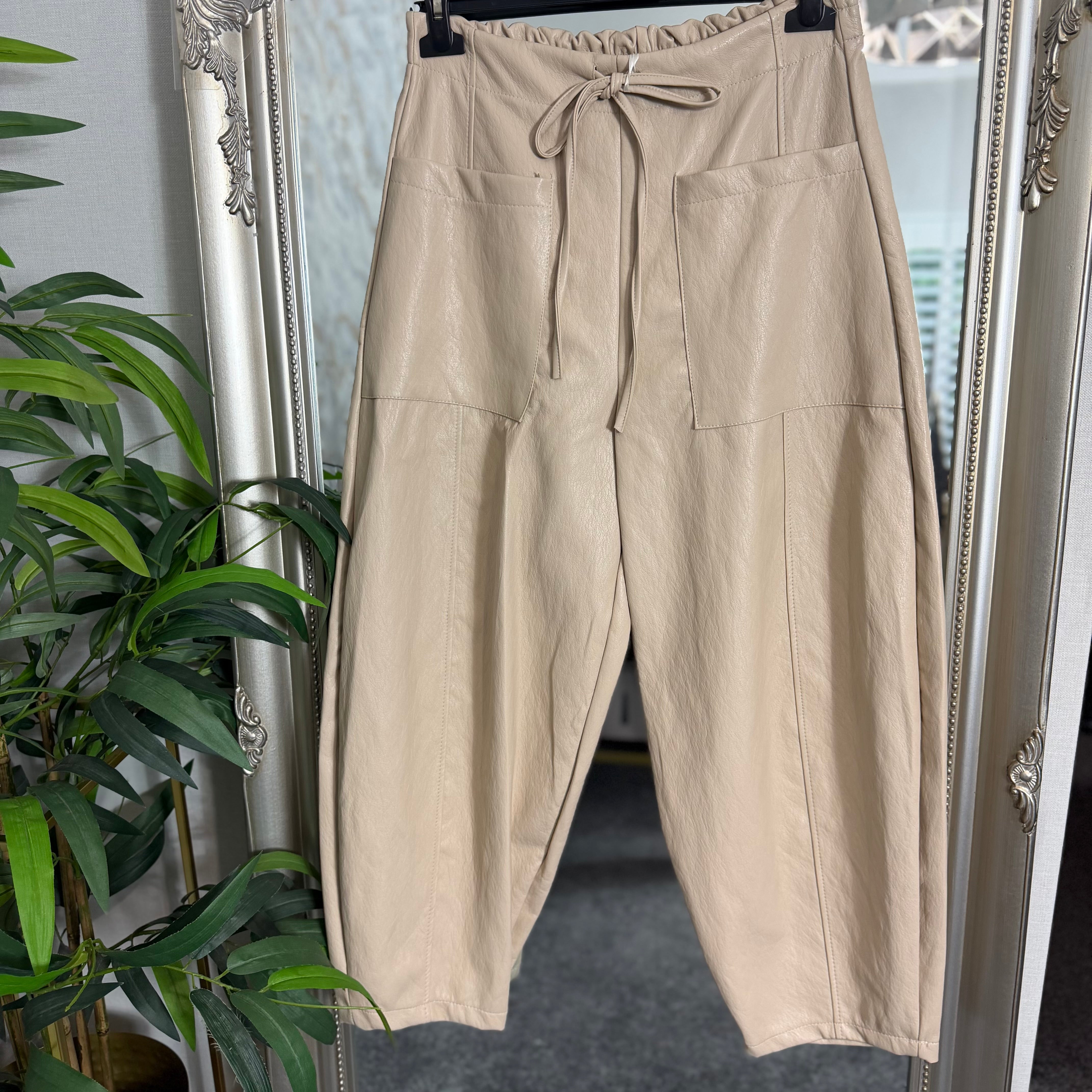 PU barrel fit trousers