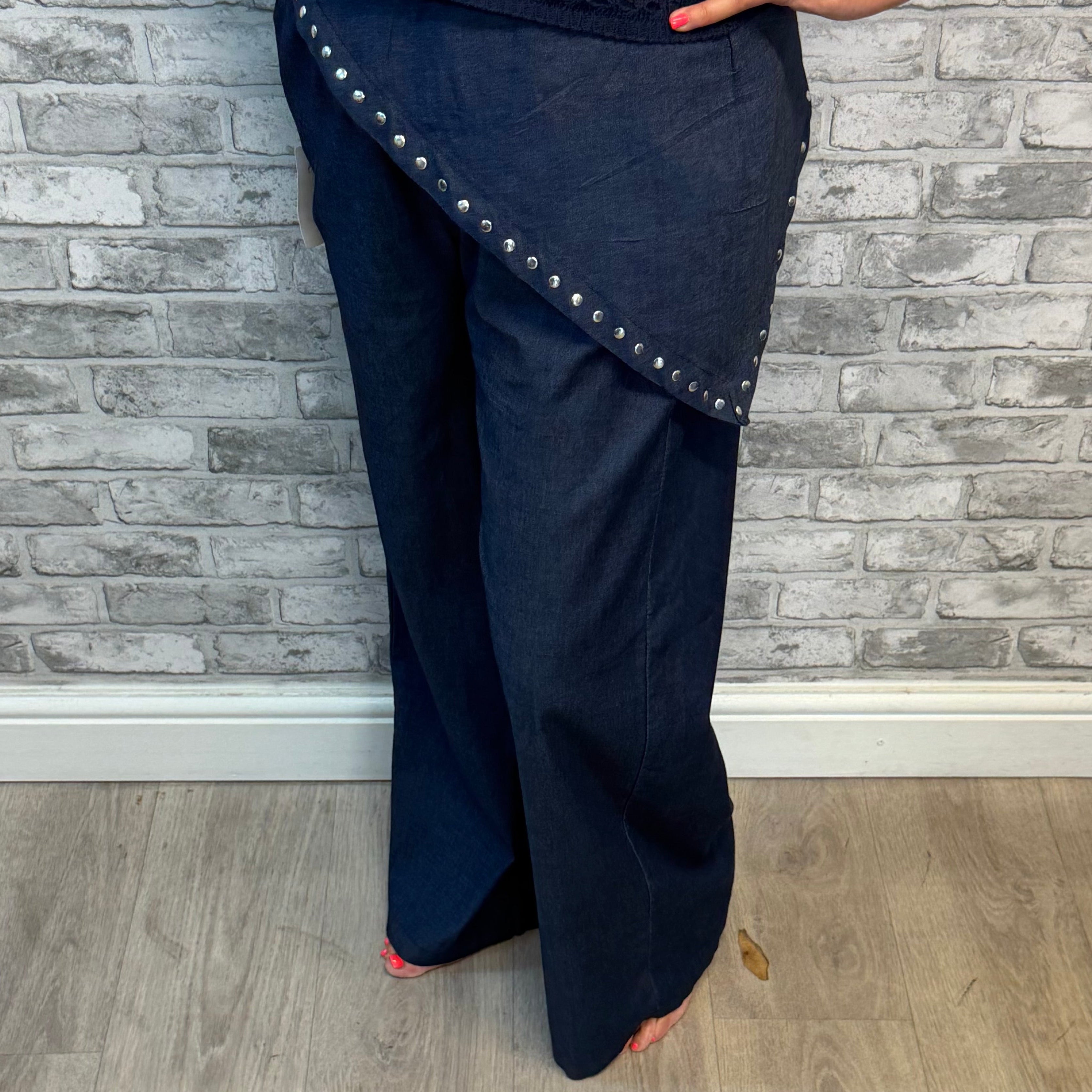 Indigo jeans with detachable studded scarf